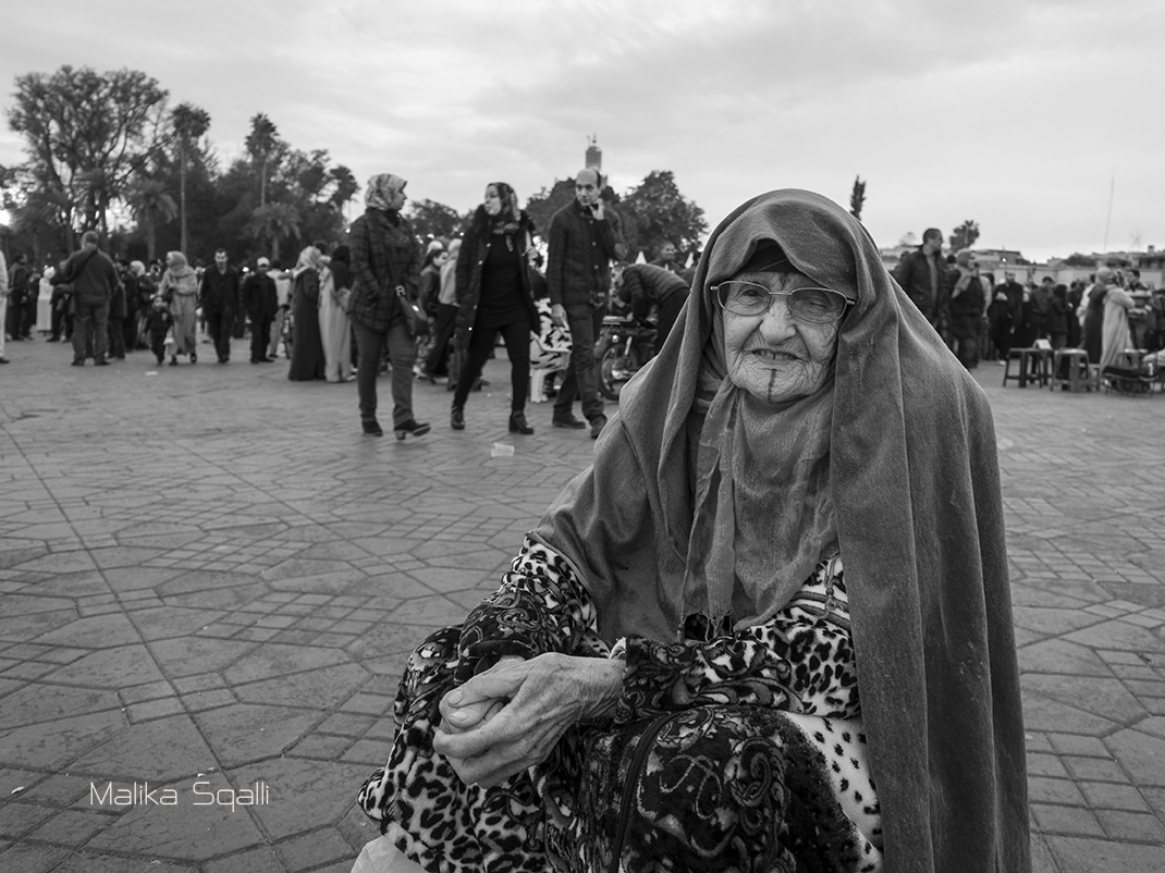Woman of Marrakech photograph © Malika Squalli